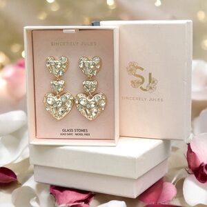 SINCERELY JULES NEW IN GIFT BOX 3 DROP HEART EARRINGS GLASS STONES GOLD TONE